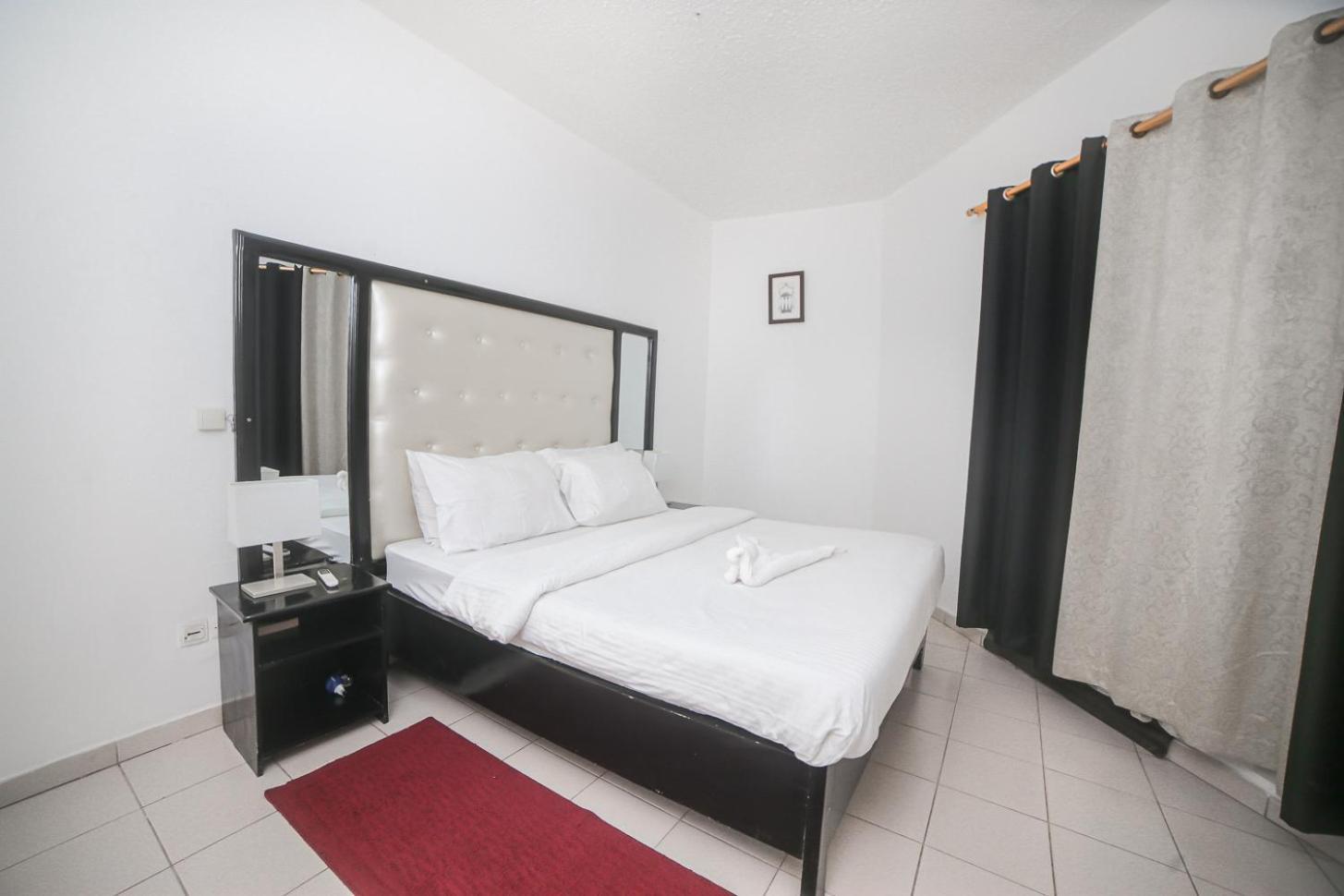 Les Residences De La Providence - Appart Hotel Яунде Экстерьер фото