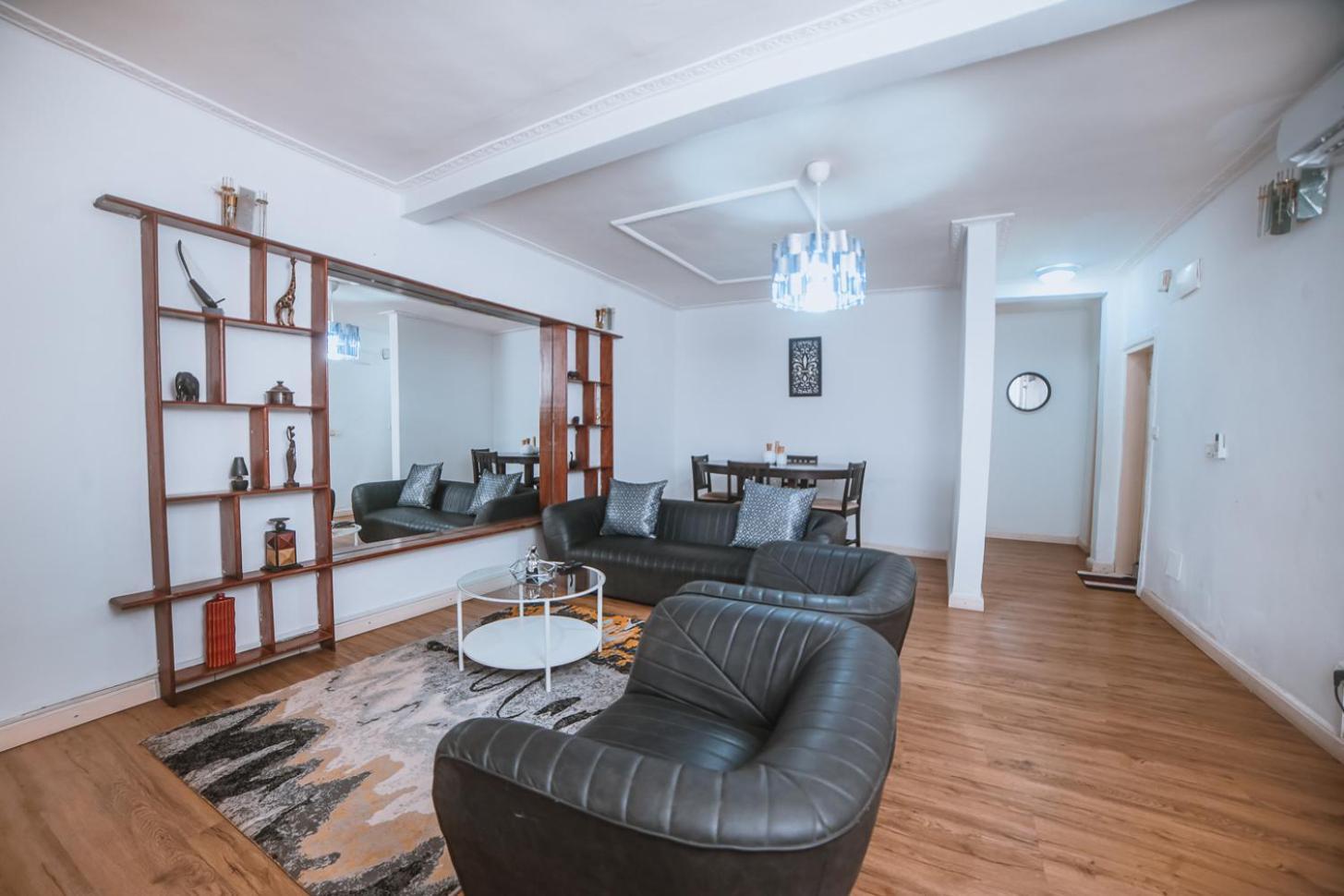 Les Residences De La Providence - Appart Hotel Яунде Экстерьер фото
